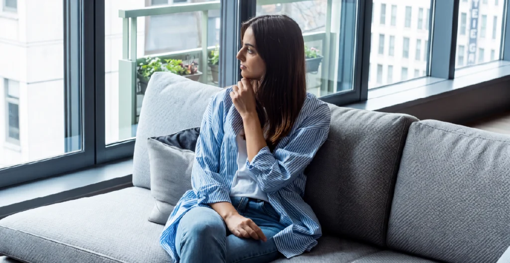 Signs of a Manic Episode vs. Hypomania- What's the Difference?